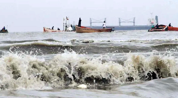 সাগরে লঘুচাপ, সমুদ্রবন্দরে ৩ নম্বর সতর্ক সংকেত