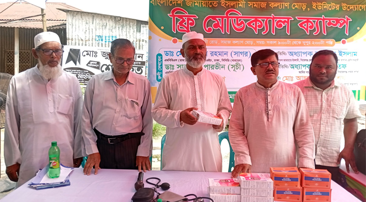 সিরাজগঞ্জে জামায়াতে ইসলামীর ফ্রি মেডিকেল ক্যাম্পে স্বাস্থ্যসেবা প্রদান