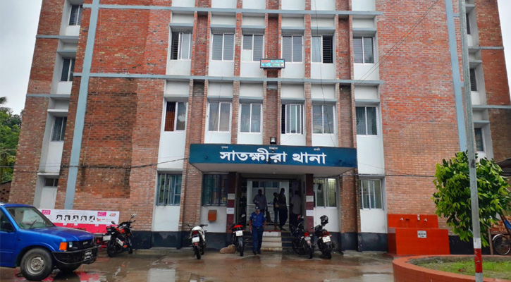 সাতক্ষীরায় মাদকসহ দুই পুলিশ সদস্য গ্রেপ্তার