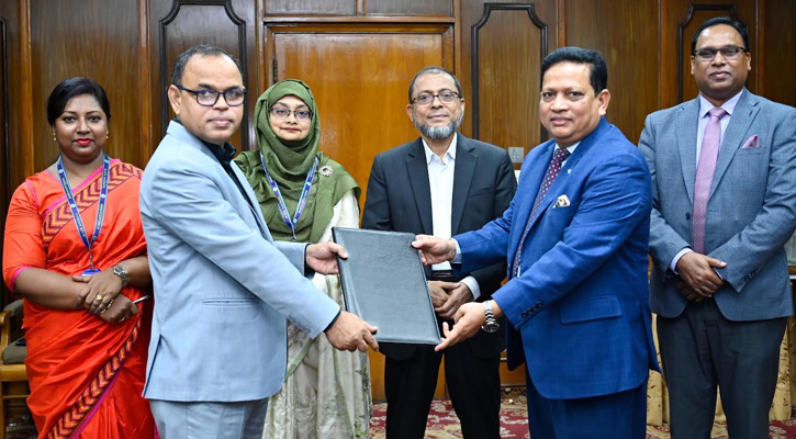 ৫ হাজার কোটি টাকার সিএমএসএমই পুনঃঅর্থায়ন তহবিলে বাংলাদেশ ব্যাংকের সঙ্গে এনসিসি ব্যাংকের চুক্তি