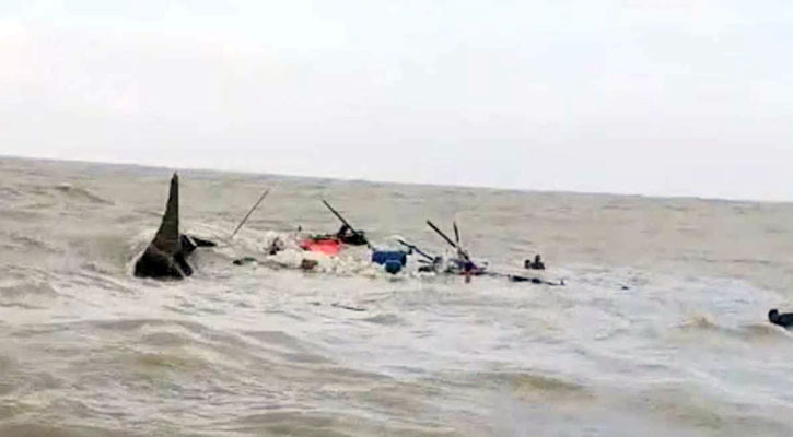 বঙ্গোপসাগরে ট্রলারডুবিতে নিখোঁজ ৫ জেলের মরদেহ উদ্ধার