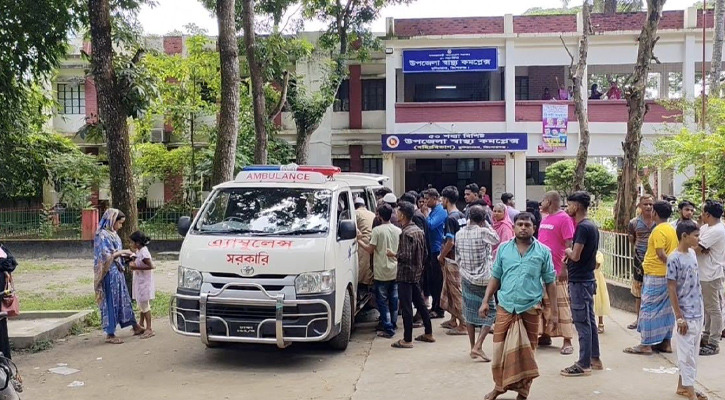 কুলিয়ারচরে ট্রাক্টরের চাপায় ঝরে গেলো নবদম্পতির স্বপ্ন