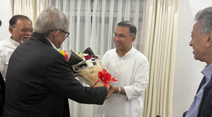অর্থনীতি সচল করাই আগামী সরকারের বড় চ্যালেঞ্জ: মির্জা ফখরুল