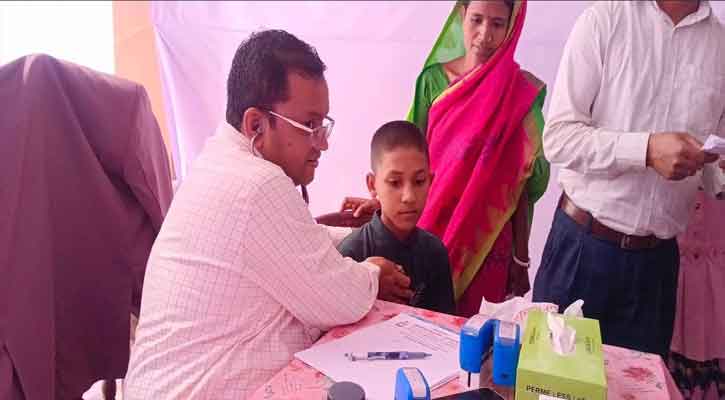 শ্রীমঙ্গল  অসহায়দের পাশে বিনামূল্যে চিকিৎসা ও শিক্ষাসামগ্রী