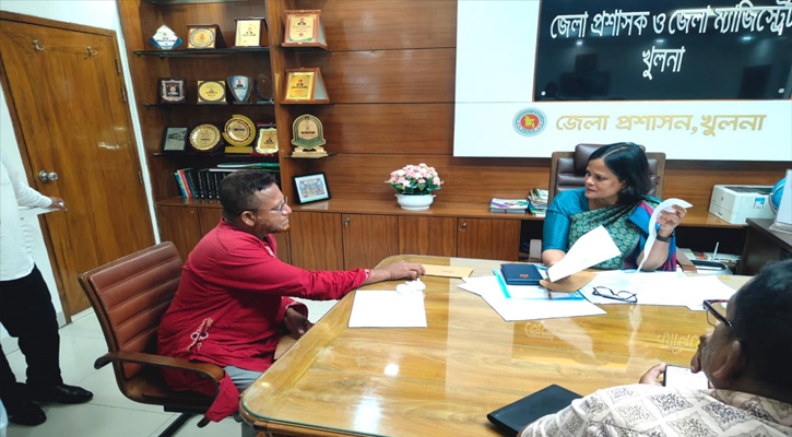 প্রধানমন্ত্রীর নিকট স্বারকলিপি প্রদান  শ্রমিকদের কর্মের দাবিতে