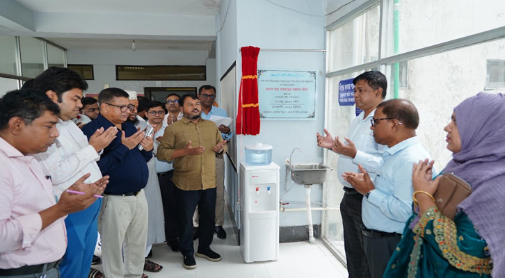 নগর ভবনে Reverse Osmosis  বিশুদ্ধ পানি ব্যবস্থাপনার উদ্বোধন করলেন রাসিক প্রশাসক