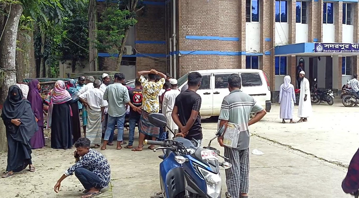 মাদ্রাসায় যাওয়ার পথে সড়কে প্রাণ গেল আট বছরের শিশুর