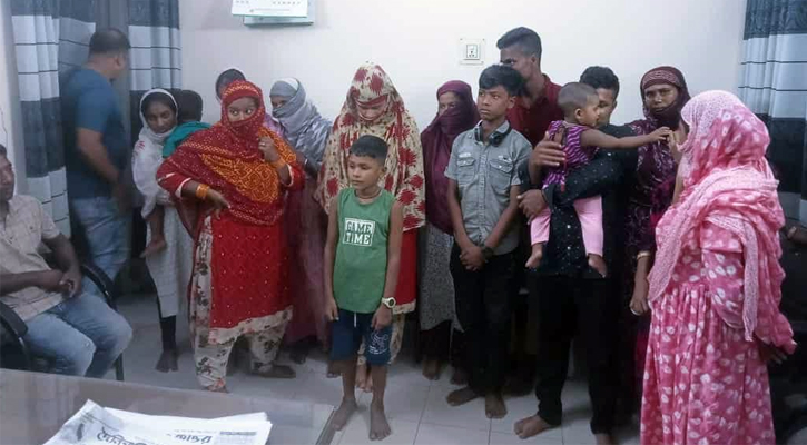 সাতক্ষীরা সীমান্তে ১৫ বাংলাদেশি ফেরত দিয়েছে বিএসএফ