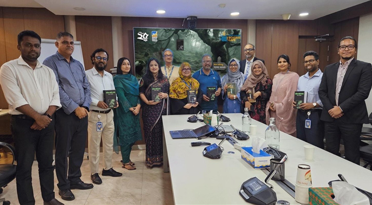 হুমায়ূন আহমেদের ‘মিসির আলী সিরিজ’ নিয়ে সম্প্রতি এক সাহিত্য আড্ডারআয়োজন করেছেন ব্র্যাক ব্যাংক রিডিং ক্যাফের সদস্যরা।