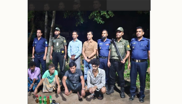 চোলাই মদ ও গাঁজা সেবনের দায়ে বিভিন্ন মেয়াদে কারাদণ্ড-অর্থদণ্ড