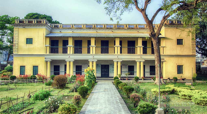 সিরাজগঞ্জে রবীন্দ্রনাথ দিবসে সরকারি কর্মসূচির অভাব, ব্যক্তিগত উদ্যোগে স্মরণ