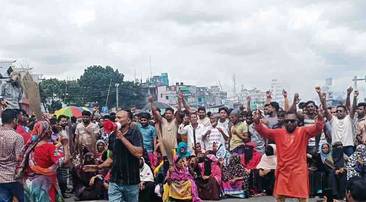 ভাঙ্গায় থানা-উপজেলা পরিষদে হামলা, অফিসার্স ক্লাবে অগ্নিসংযোগ