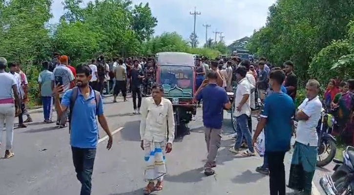 গোপালগঞ্জে ট্রাক-বাস সংঘর্ষে নারীসহ নিহত ৩, আহত ২০