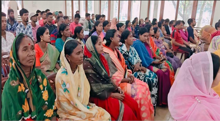 সিংড়ায় ক্ষুদ্র নৃগোষ্ঠী শিশুদের শিক্ষা  অধিকার নিশ্চিতে ‘পাবলিক হেয়ারিং’ অনুষ্ঠিত