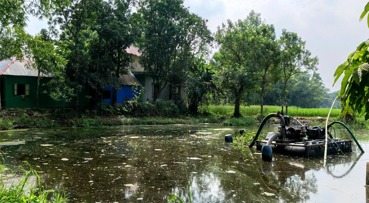 নাঙ্গলকোটে বসতভিটা হুমকিতে ১৬পরিবার,অবৈধ বালু উত্তোলন বন্ধ করলেন প্রশাসন