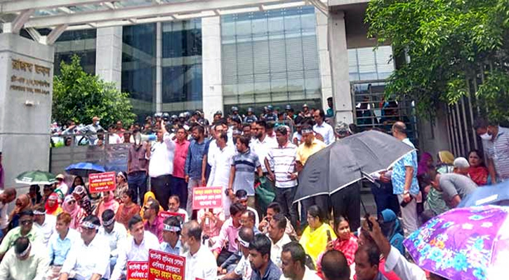 এনবিআরে চেয়ারম্যান অপসারণের দাবিতে টানা শাটডাউন কর্মসূচি চলছে