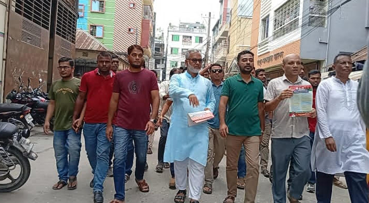 জনআকাঙ্ক্ষা পূরণে বাবার পথ অনুসরণ করছেন মির্জা মোস্তফা জামান