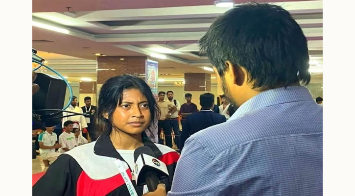 কারাতে চ্যাম্পিয়নশিপে স্বর্ণজয়  নবীনগরের সোজানা রহমান আঁচলের