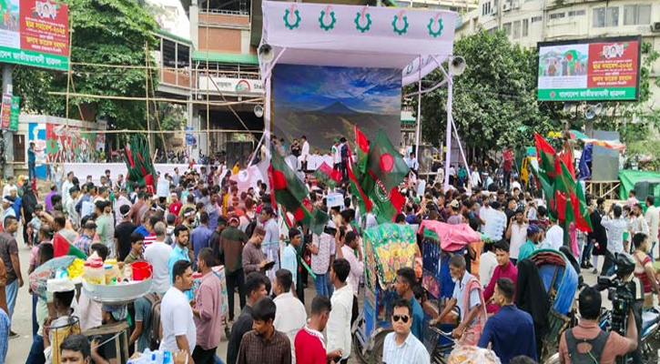 শাহবাগে ছাত্রদলের স্লোগানে মুখরিত সমাবেশস্থল