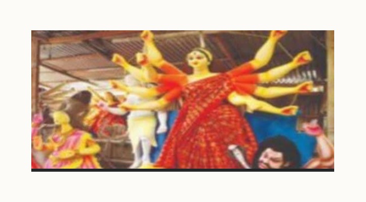 নবীনগরে দুর্গা পূজামণ্ডপ  পরিদর্শন করলেন পুলিশ সুপার
