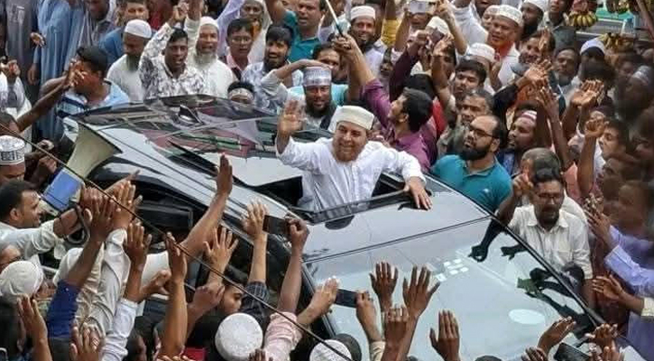 সিরাজগঞ্জ উল্লাপাড়ায় জামায়াতের গণমিছিল- বক্তব্য রাখলেন রফিকুল ইসলাম খান
