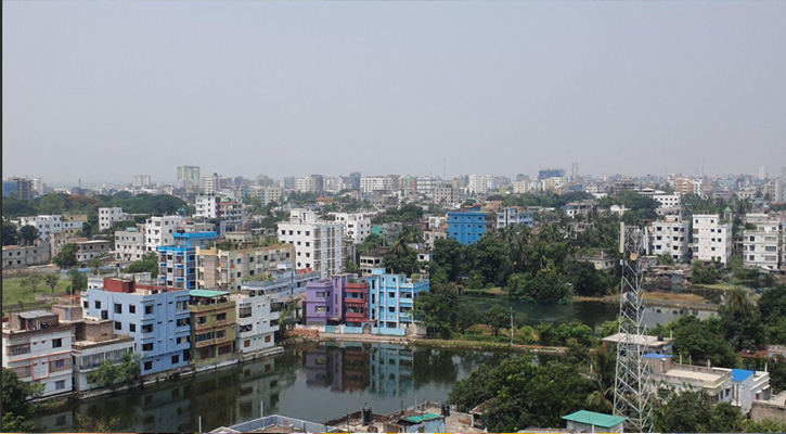 সবুজের রাজশাহী গিলছে ‘অবৈধ’ বহুতল ভবন