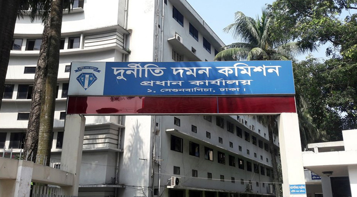 এলজিইডি‍‍`র প্রধান কার্যালয়সহ ৩৬টি দপ্তরে দুদকের একযোগে অভিযান