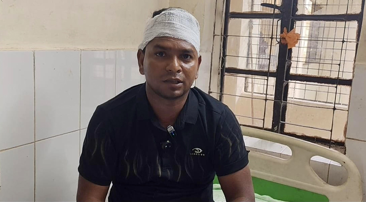 কুলিয়ারচরে প্রবাসীর ওপর হামলা, হাসপাতালে চিকিৎসাধীন