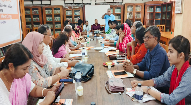 সাতক্ষীরায় জলবায়ু দুর্যোগ ঝুঁকি অর্থায়নে মতবিনিময় সভা‍‍`