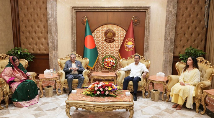 রাষ্ট্রপতির সঙ্গে প্রধানমন্ত্রীর সাক্ষাৎ