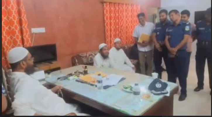 ‎ওসির চেয়ারে এমপি বসার ভিডিও ভাইরাল, এমপি-ওসির পাল্টাপাল্টি বক্তব্য