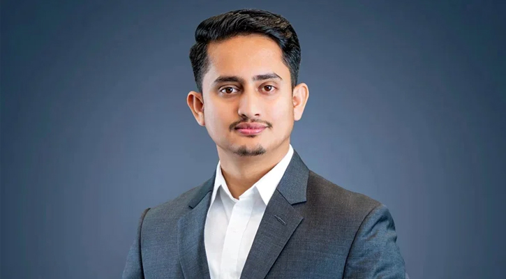 নিঃশর্ত ক্ষমা চাইতে সারজিসকে আইনি নোটিশ