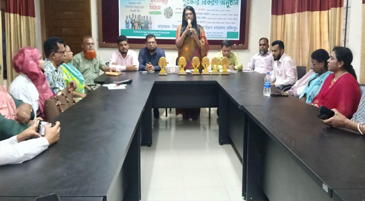 বিশ্ব জনসংখ্যা দিবস উপলক্ষে নগরকান্দায় আলোচনা সভা ও পুরস্কার বিতরণ