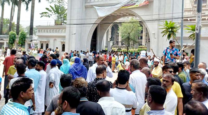 নগর ভবনে ইশরাক অনুসারীদের দুই গ্রুপের সংঘর্ষ, আহত ২