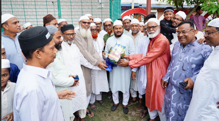 নগরীর ফিরোজাবাদ জামে মসজিদ  পরিদর্শন করলেন রাসিক প্রশাসক