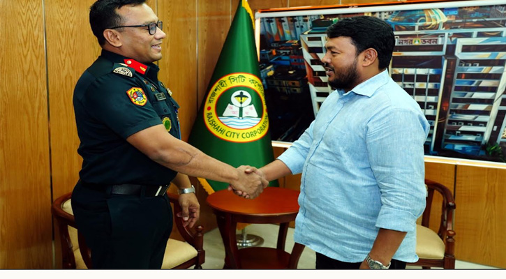 রাসিক প্রশাসকের সঙ্গে কারা প্রশিক্ষণ কেন্দ্রের কমান্ড্যান্টের সৌজন্য সাক্ষাৎ