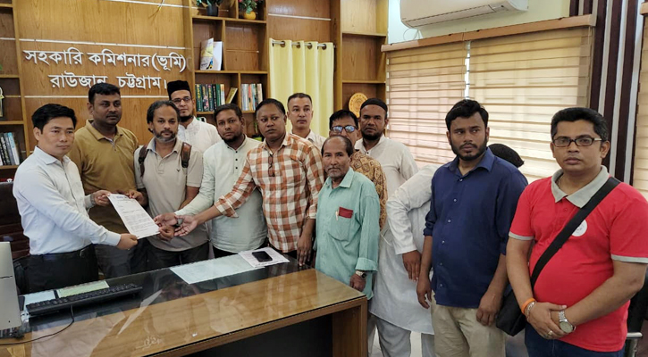 রাউজানে সাংবাদিক তুহিন হত্যার প্রতিবাদে মানববন্ধন ও স্মারকলিপি প্রদান