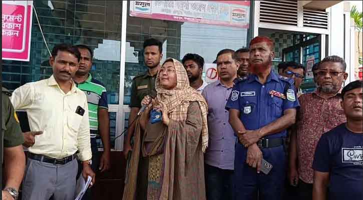 ঈশ্বরগঞ্জে জ্বালানি তেল বিক্রয়ে অনিয়ম ঠেকাতে উপজেলা নির্বাহী অফিসারের পদক্ষেপ