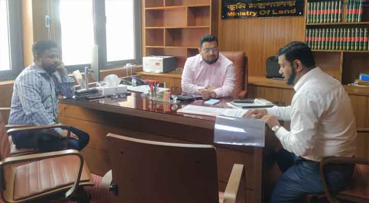 অবৈধভাবে সরকারি জমি দখলের কোনো সুযোগ নেই : ভূমি প্রতিমন্ত্রী