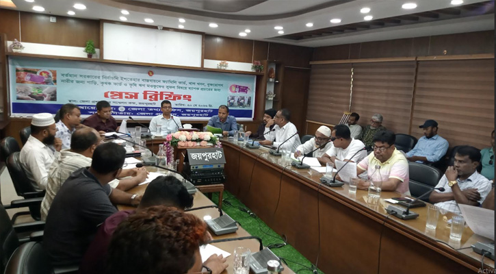 সরকারের নির্বাচনি ইশতেহার বাস্তবায়নে জয়পুরহাটে প্রেস বিফ্রিং