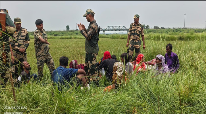 ১৭ জনকে নিজ দেশে ফিরিয়ে নিল ভারতের সীমান্ত রক্ষী (বিএসএফ)