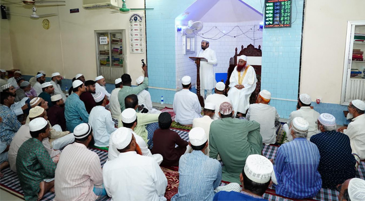 বায়তুস সালাম উপশহর বড় মসজিদের নির্মাণাধীন নতুন বহুতল ভবন পরিদর্শন রাসিক প্রশাসক