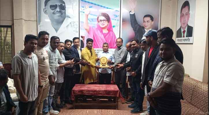 বৃহত্তর ফটিকছড়ি প্রবাসী বিএনপি‍‍`র পক্ষ থেকে এমপি সরোয়ার আলমগীরকে সংবর্ধনা।