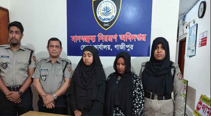 টঙ্গীতে ১০ হাজার পিস ইয়াবাসহ দুই নারী গ্রেপ্তার