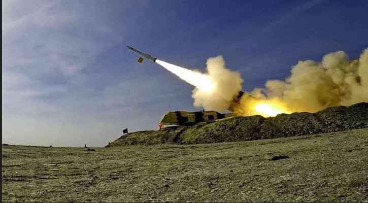 তুরস্কে ব্যালিস্টিক ছুড়লো ইরান: মার্কিন নাগরিকদের এলাকা ছাড়ার নির্দেশ