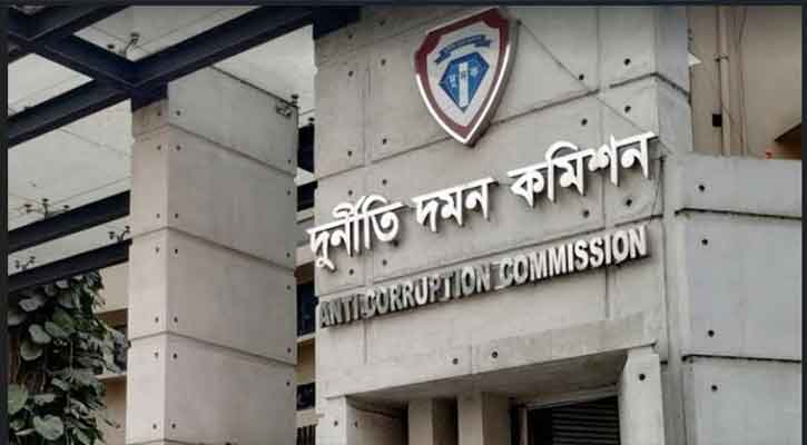 উপদেষ্টাদের বিরুদ্ধে অভিযোগ পেলে অনুসন্ধান করবে দুদক