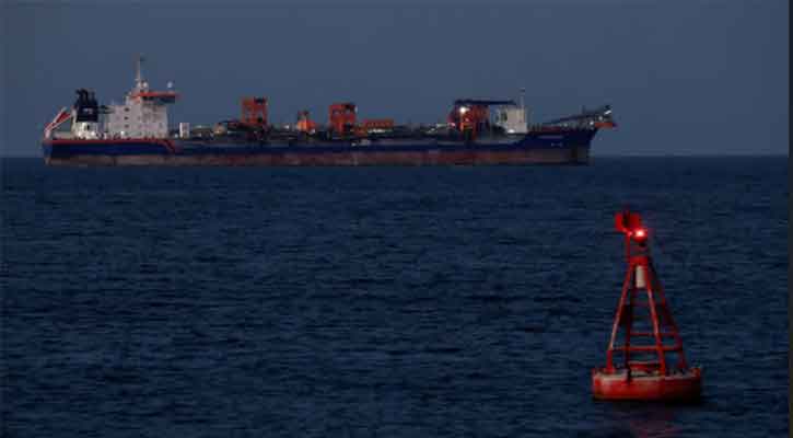 আরব সাগর থেকে বাংলাদেশিসহ ১৮ নাবিককে উদ্ধার