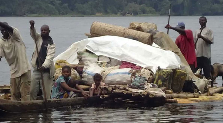 দুই নৌকার সংঘর্ষ, নিহত ৩০