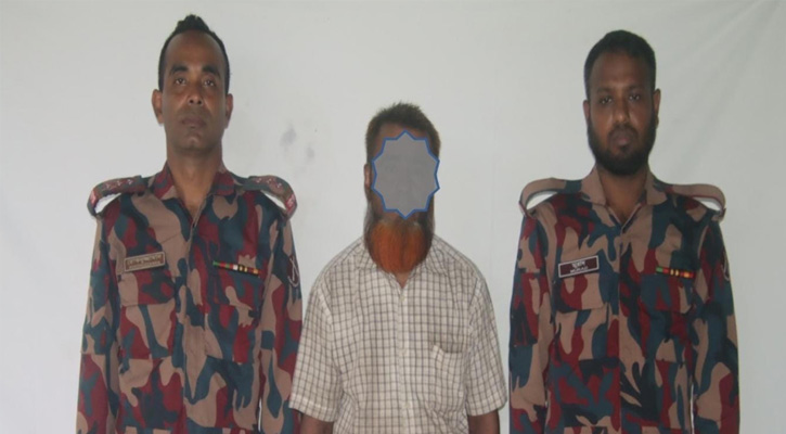 নাইক্ষ্যংছড়িতে বিজিবির অভিযানে ইয়াবা, বাংলা মদসহ আটক এক