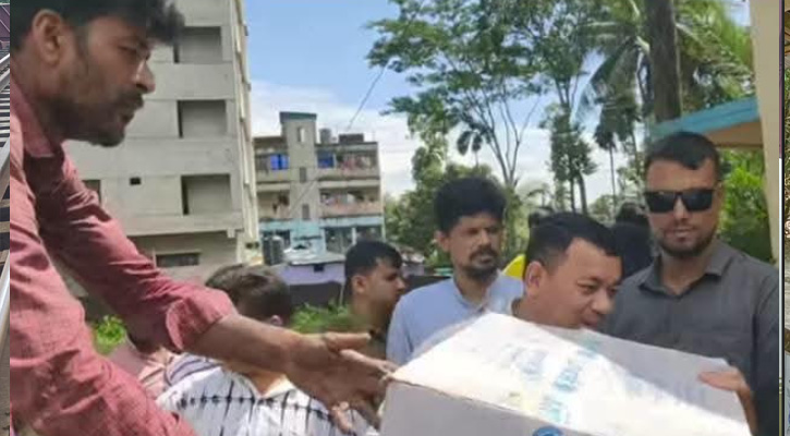 ঈদগাঁওয়ে ইউনিসেফের ত্রাণ পেল অসহায় ও বন্যা কবলিত পরিবার